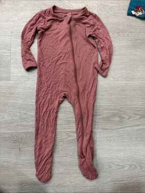 Kyte BABY Rusty Rose Footed One-Piece Pajamas 6-12